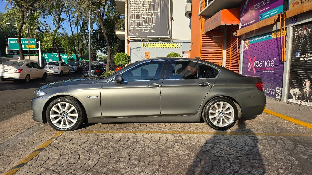 BMW 520IA 2015 — foto 4