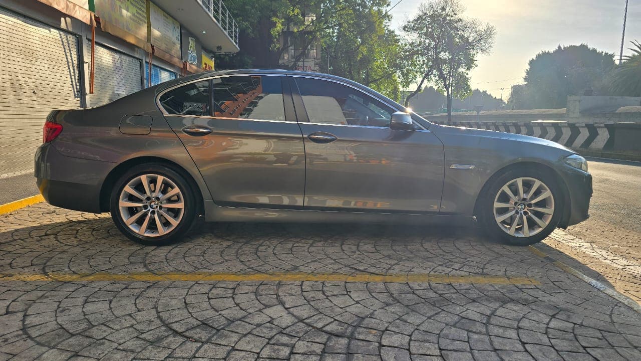 BMW 520IA 2015 — foto 5