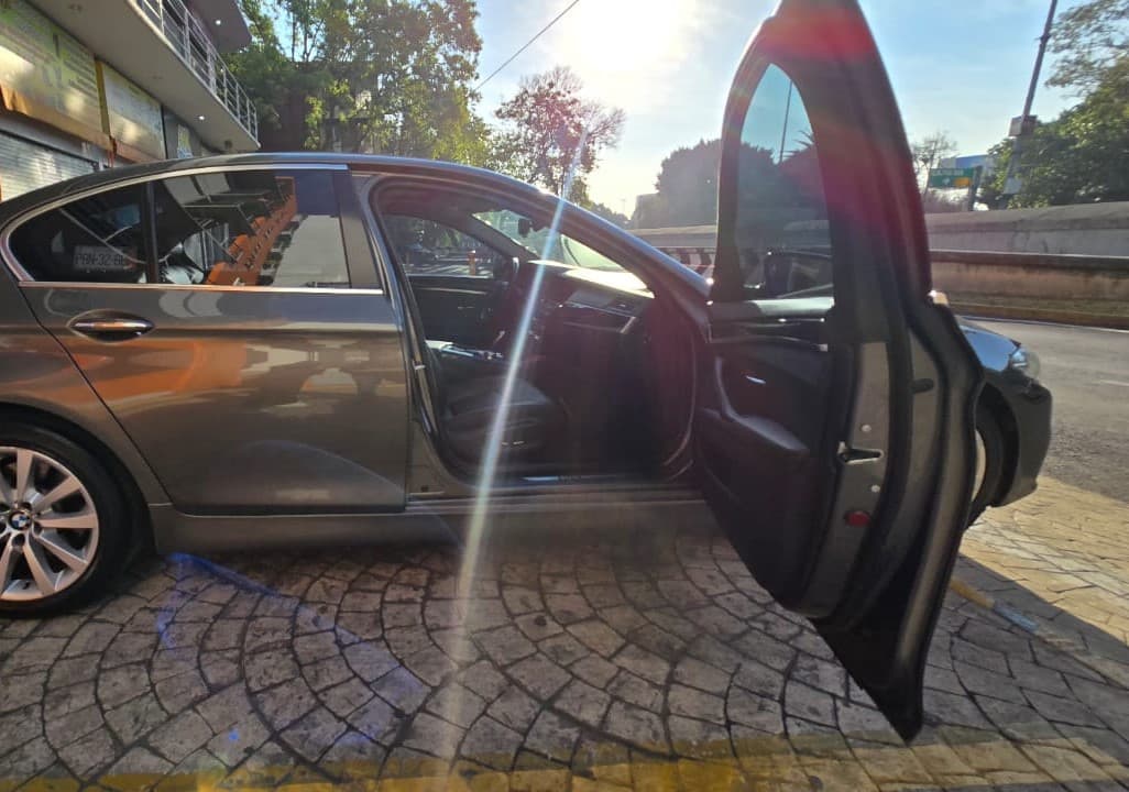 BMW 520IA 2015 — foto 23