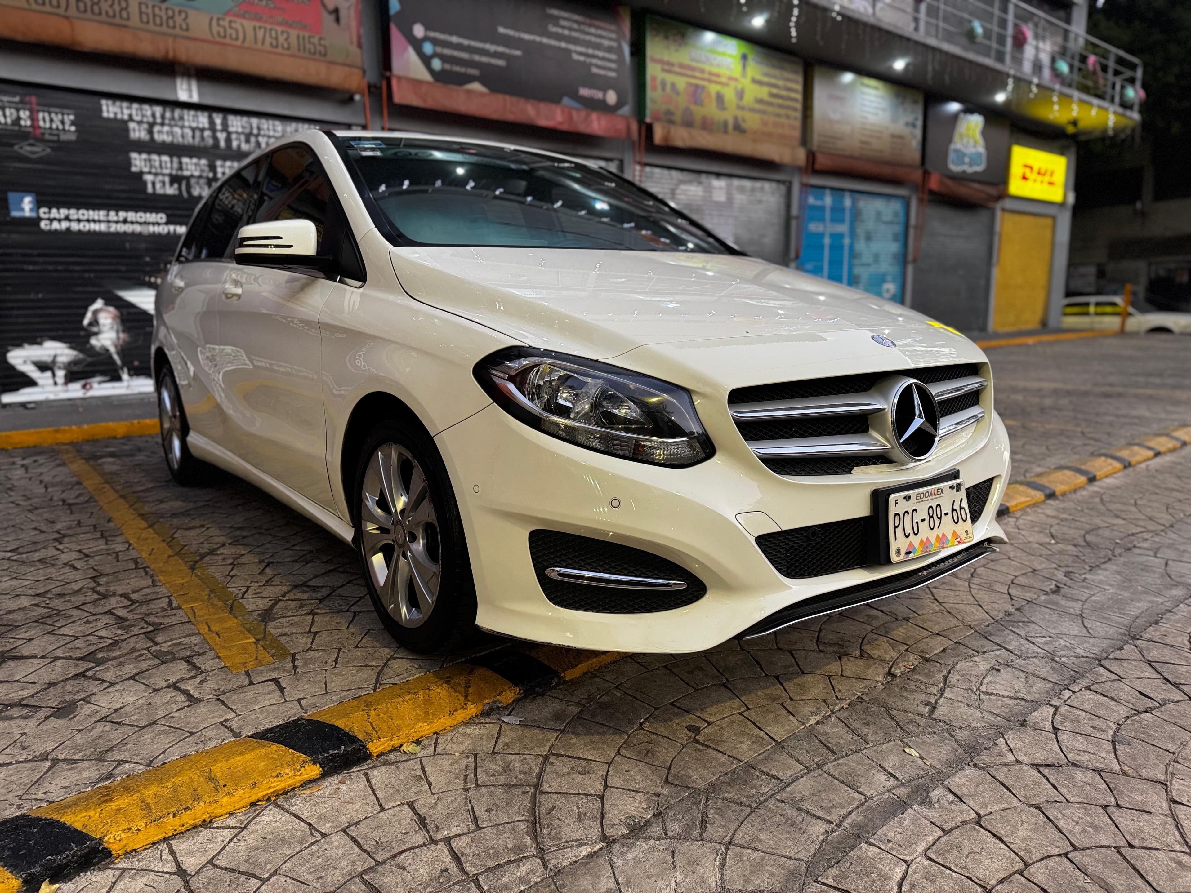 MERCEDES BENZ B 180 CGI 2017 — foto 2