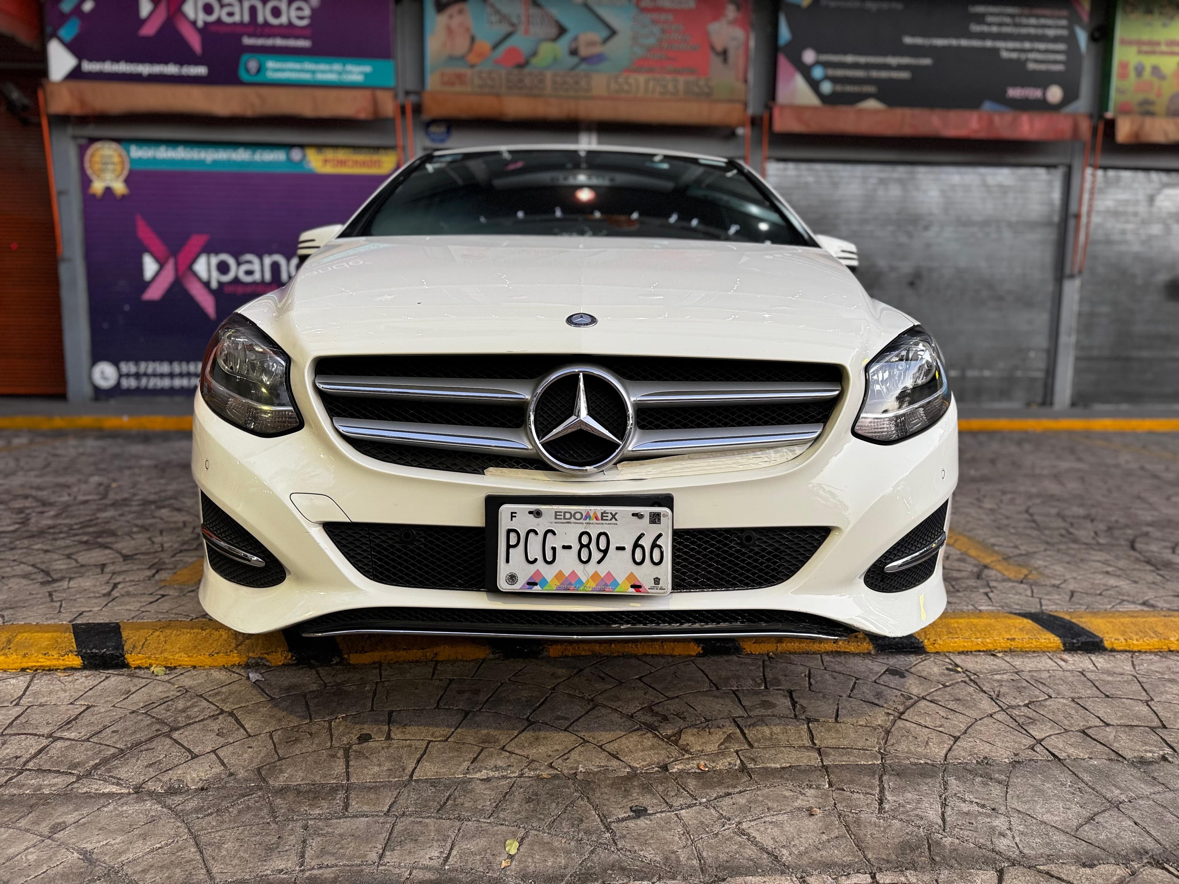 MERCEDES BENZ B 180 CGI 2017 — foto 3