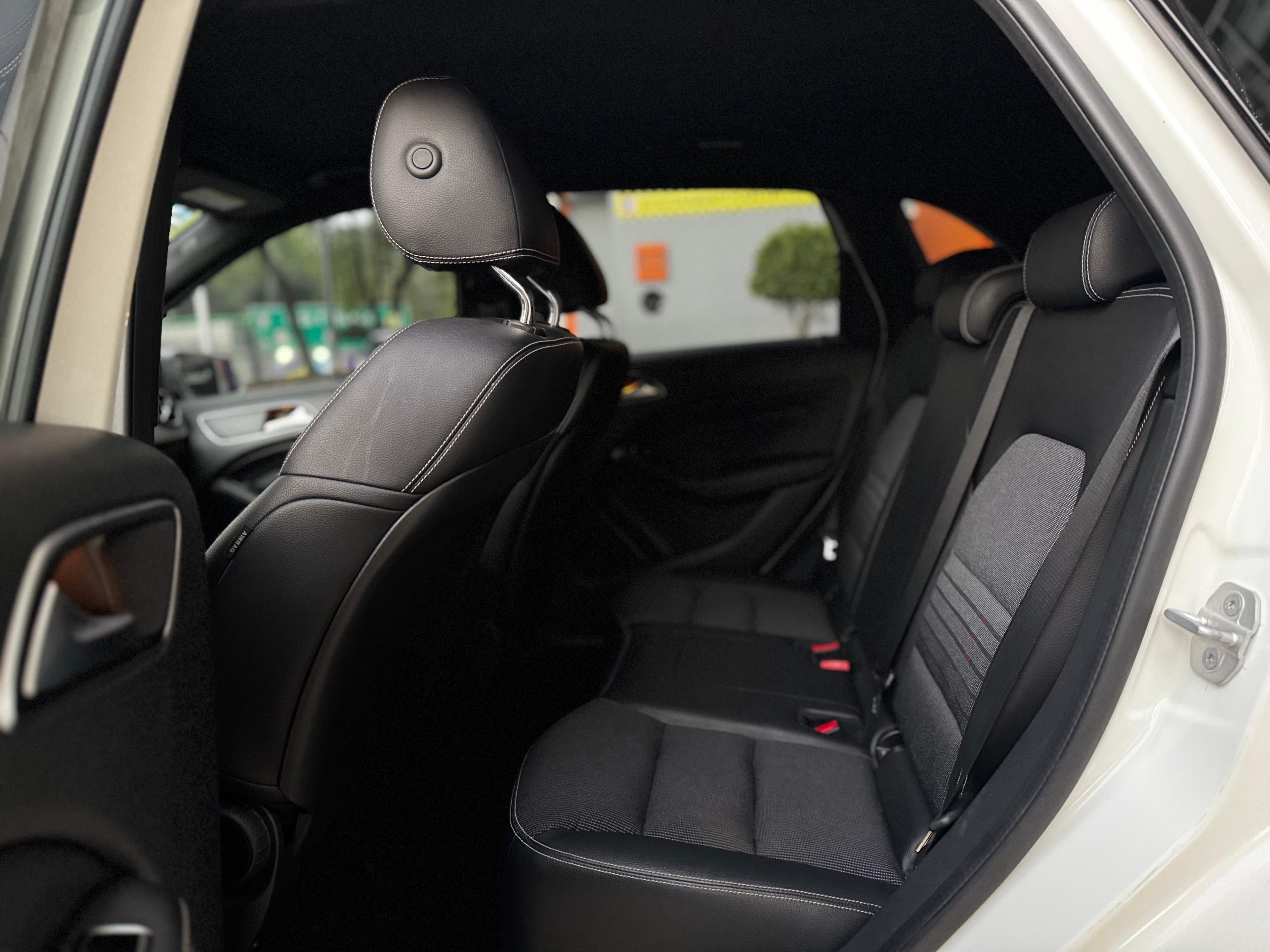 MERCEDES BENZ B 180 CGI 2017 — foto 19
