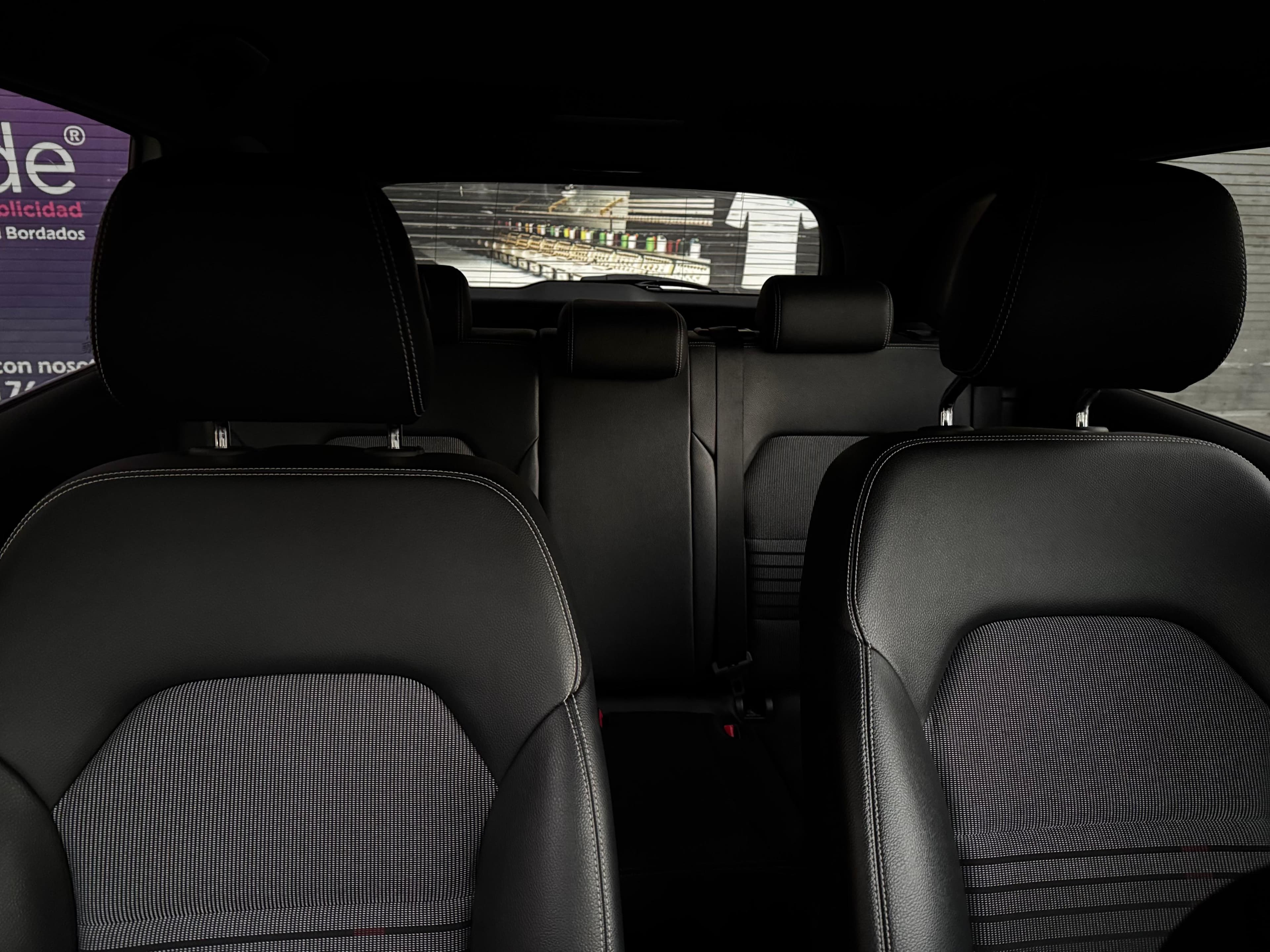 MERCEDES BENZ B 180 CGI 2017 — foto 25