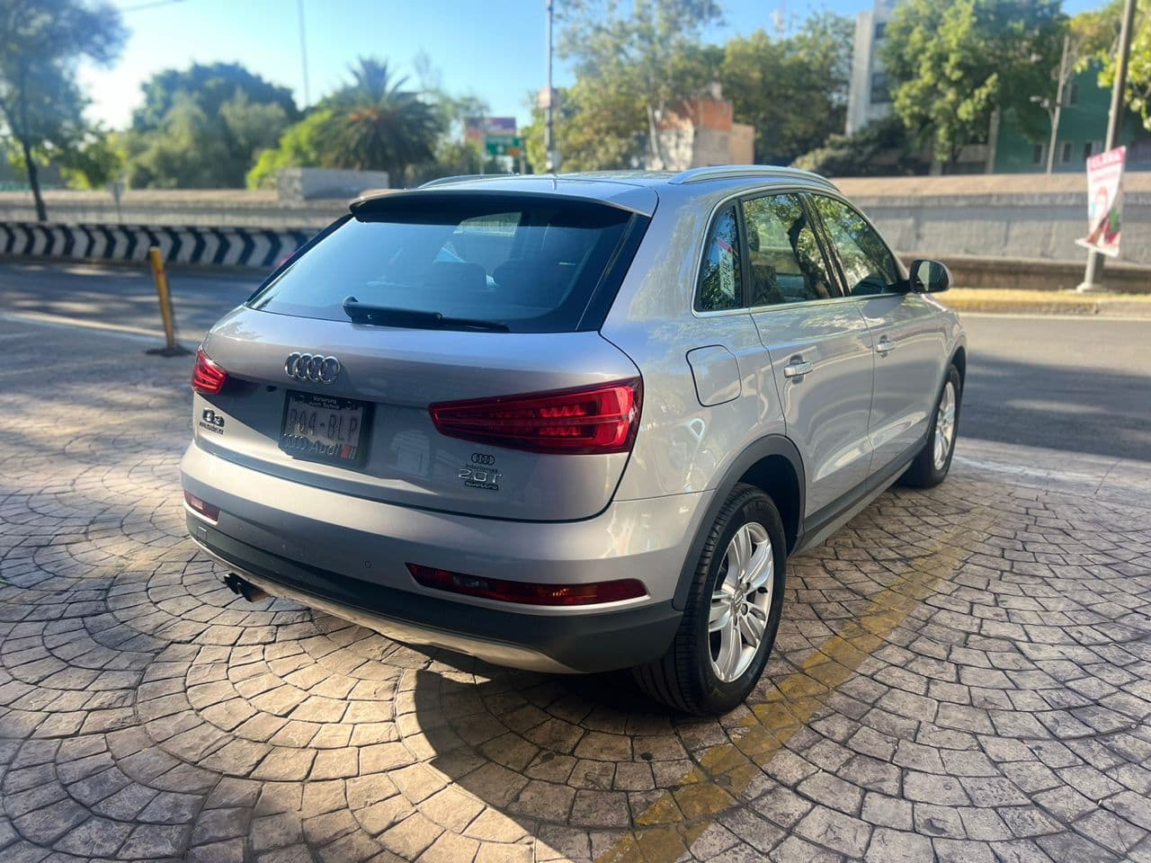 AUDI Q3 QUATTRO LUXURY TURBO 2016 — foto 6