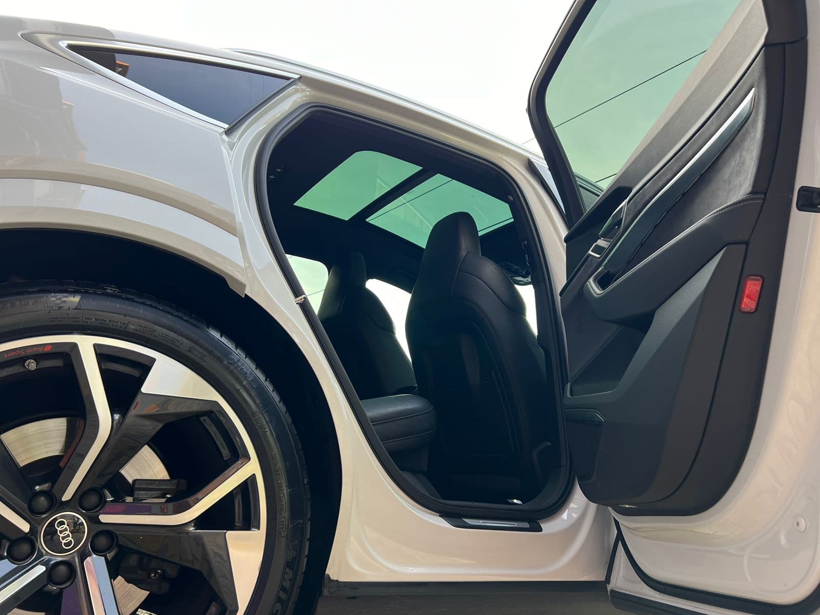 AUDI E-TRON S SPORTBACK 2022 100% ELECTRICO — foto 29
