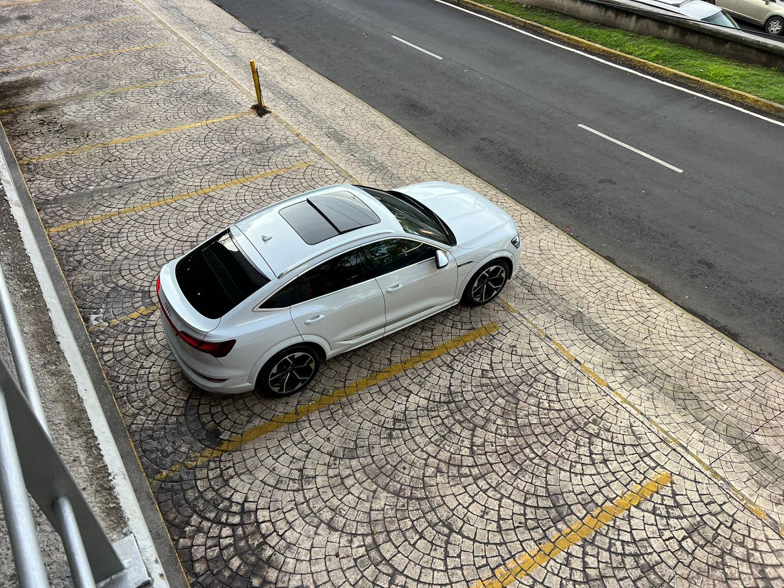 AUDI E-TRON S SPORTBACK 2022 100% ELECTRICO — foto 33