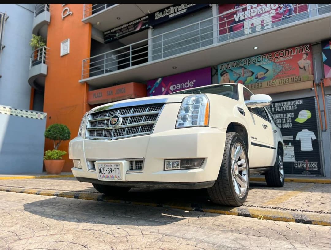 CADILLAC ESCALDE BLINDADA 2013 NIVEL AS3 ASTRATEGICO — foto 2