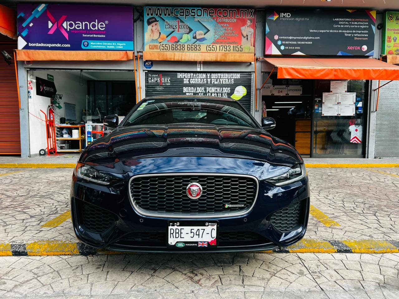 JAGUAR XE R DYNAMIC SE 300PS 2020 — foto 3