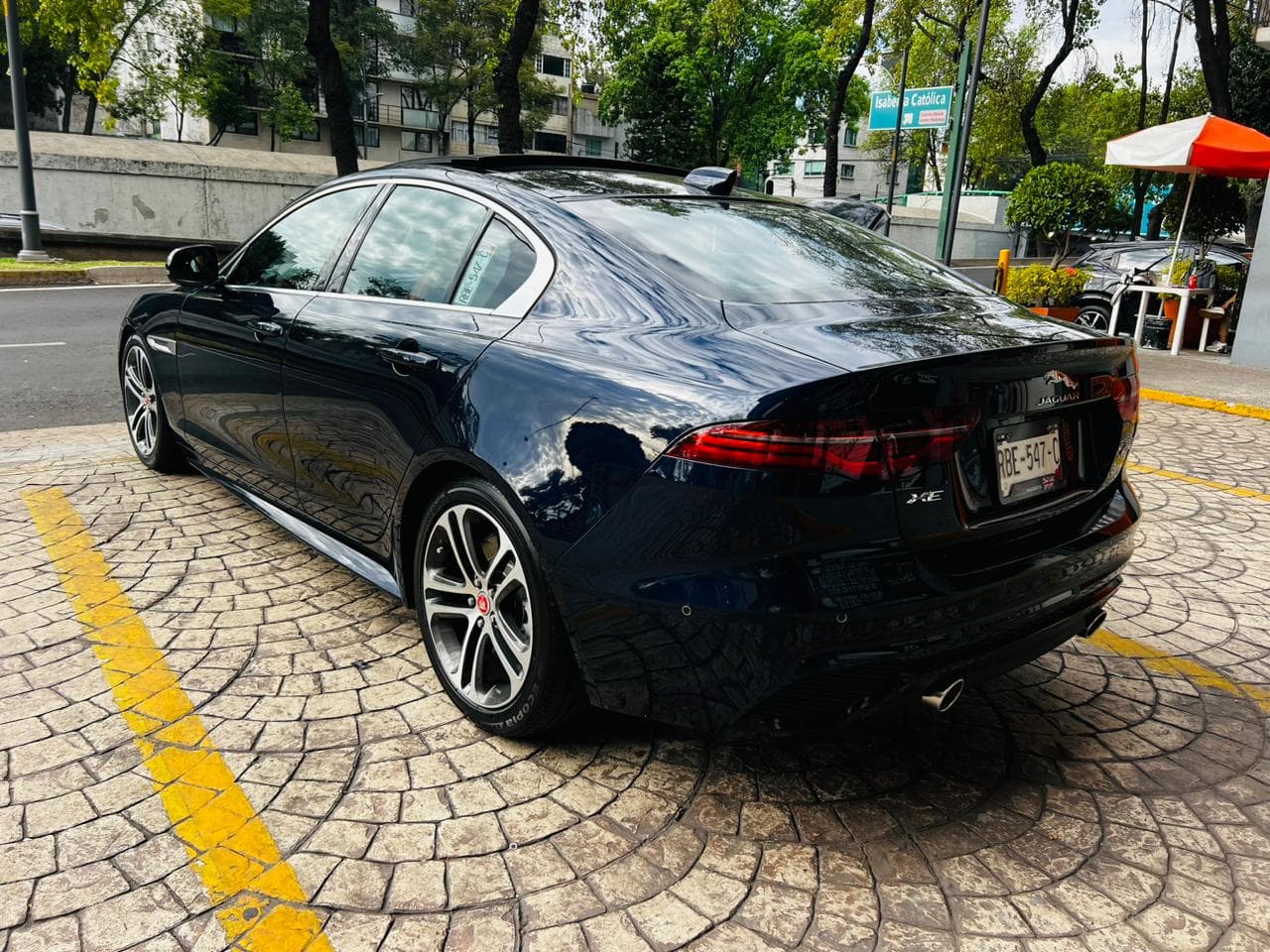 JAGUAR XE R DYNAMIC SE 300PS 2020 — foto 7