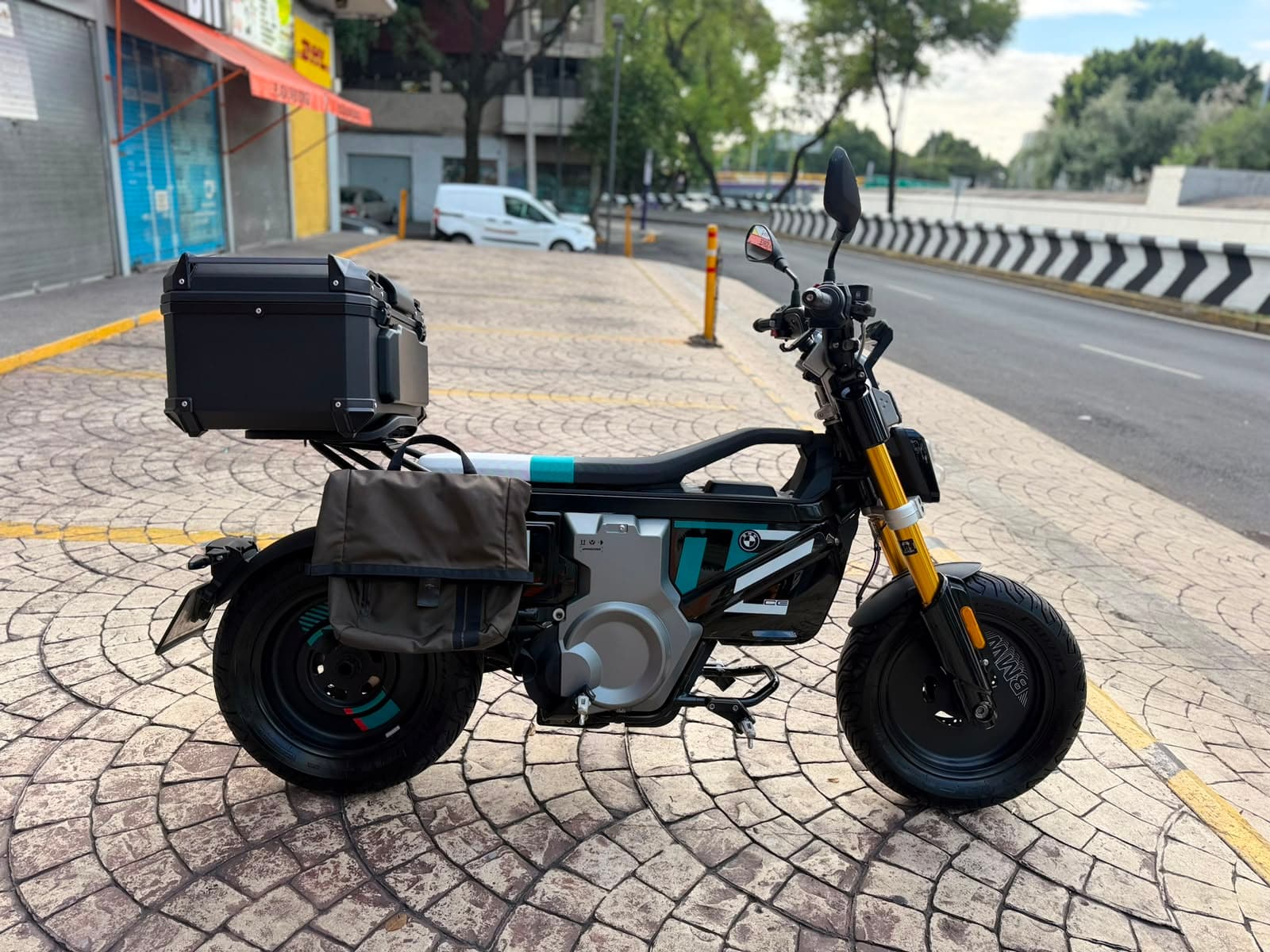 BMW CE02 2024 100% ELECTRICA — foto 4