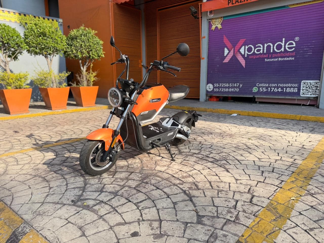 MOTO 100% ELECTRICA SUNRA MIKU MAX 2019