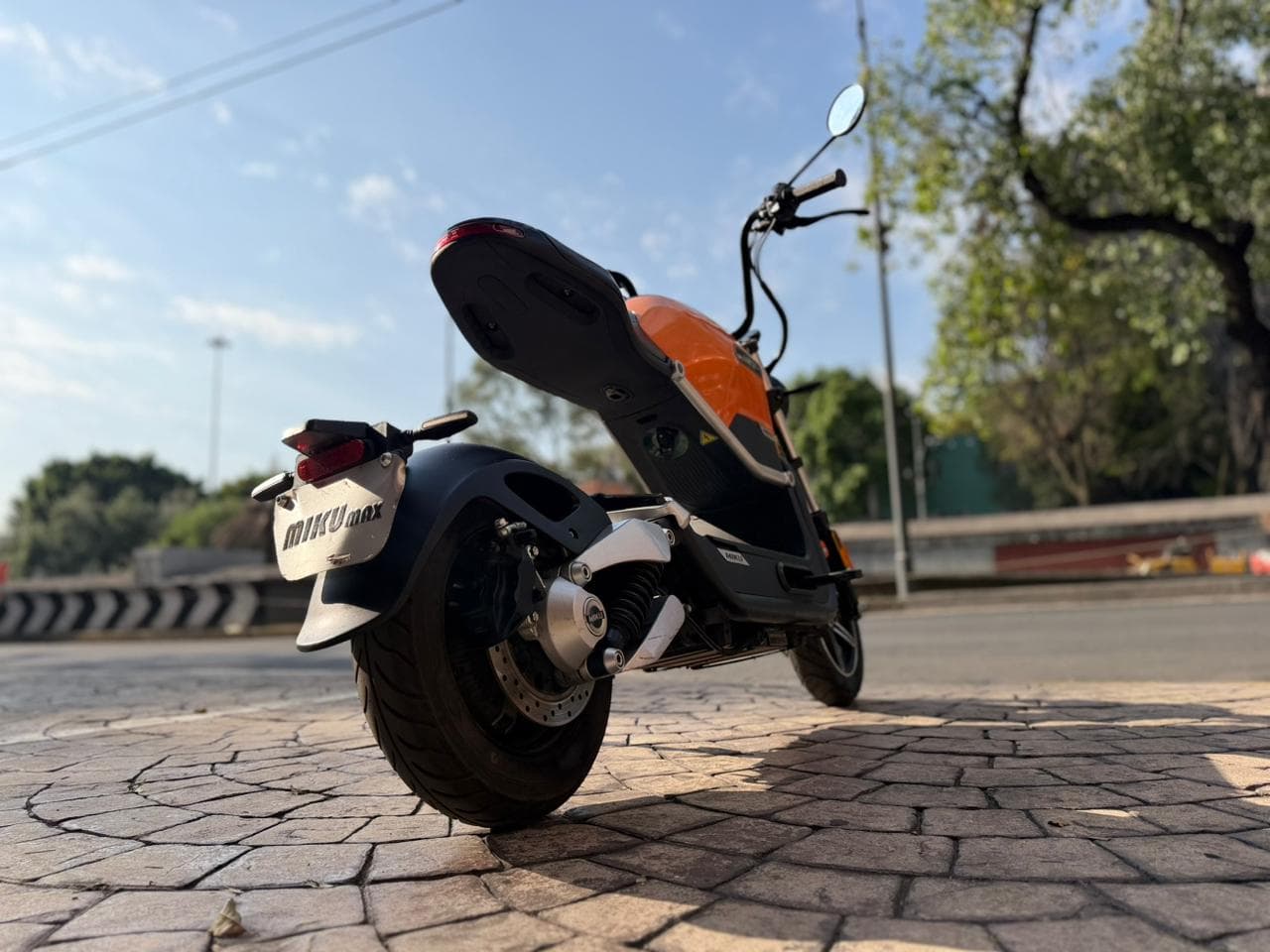 MOTO 100% ELECTRICA SUNRA MIKU MAX 2019 — foto 9