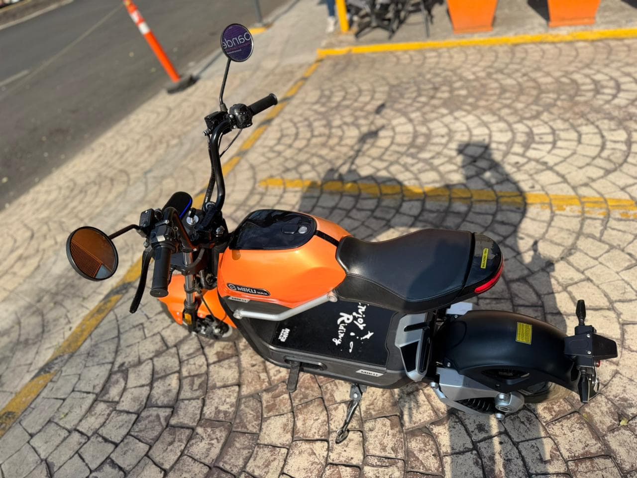 MOTO 100% ELECTRICA SUNRA MIKU MAX 2019 — foto 13