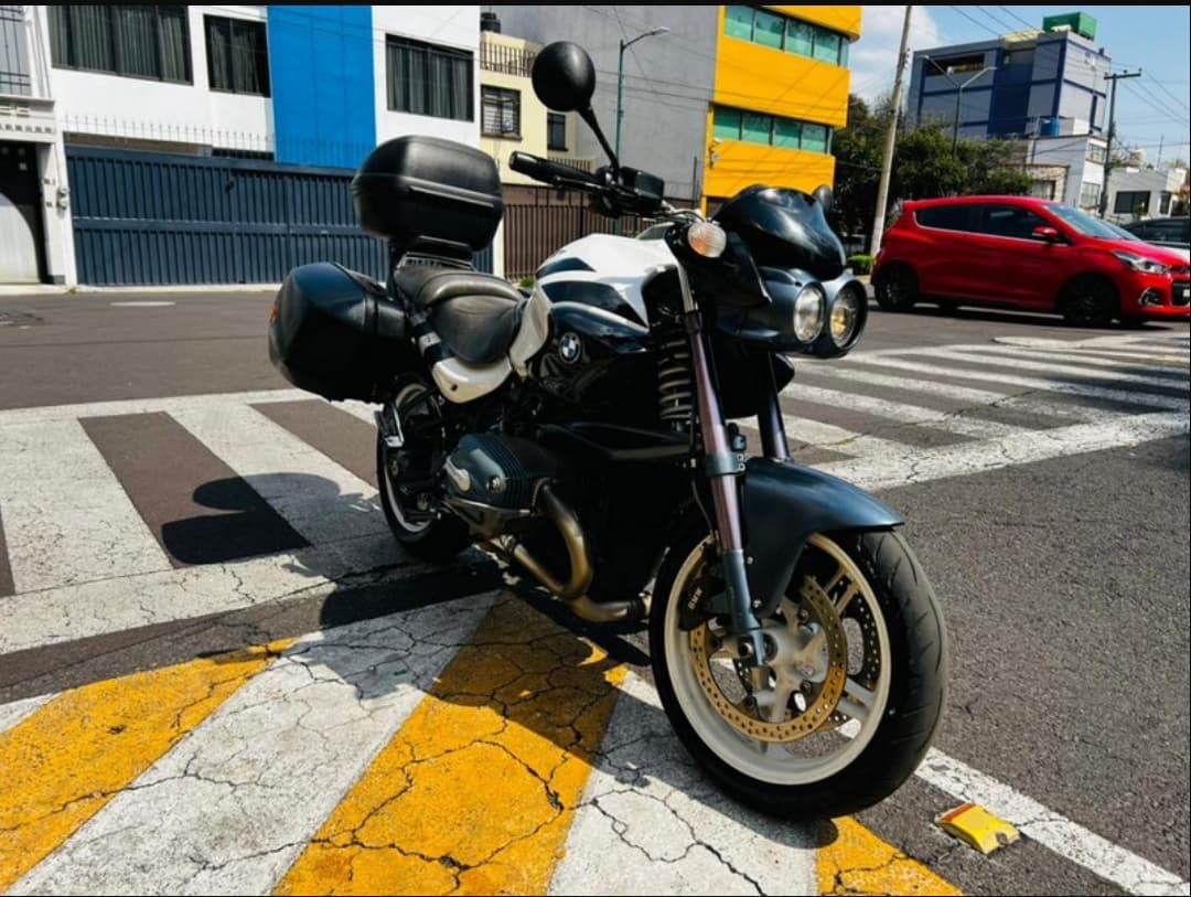 BMW R1150 ROCKERSTER "80 ANIVERSARIO" 2004 — foto 2
