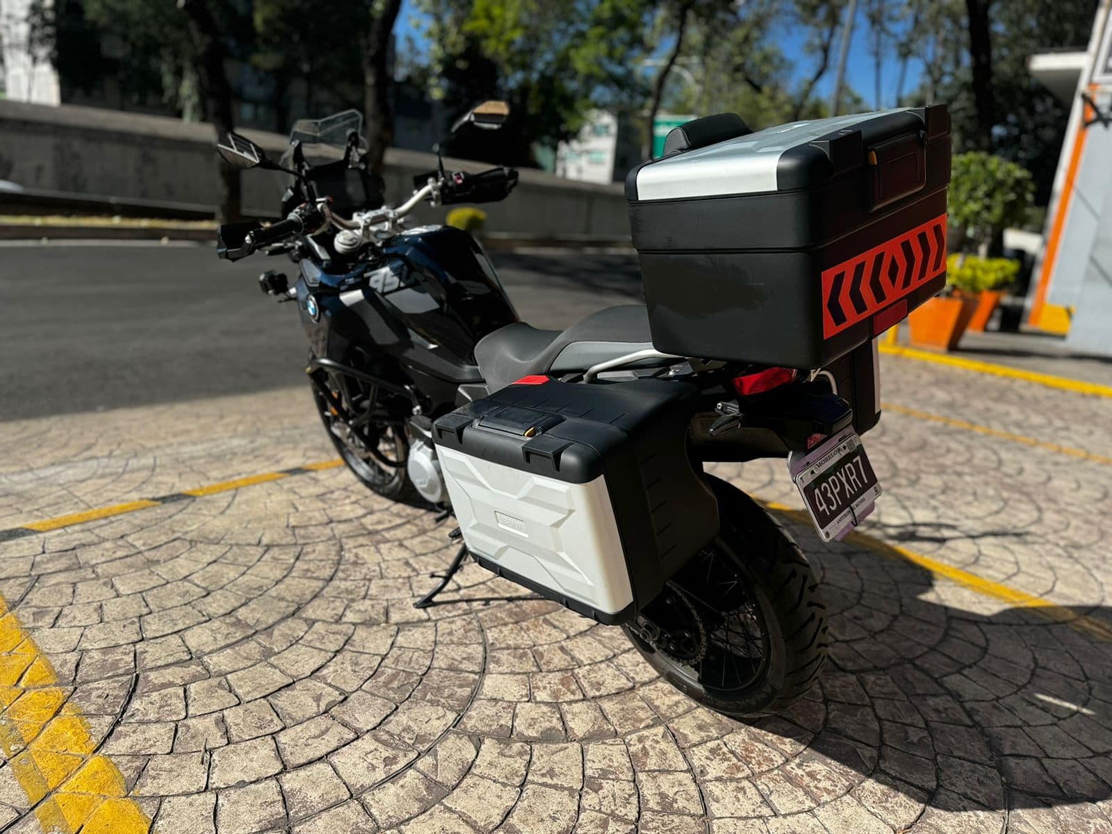 BMW F 850 2023 — foto 6