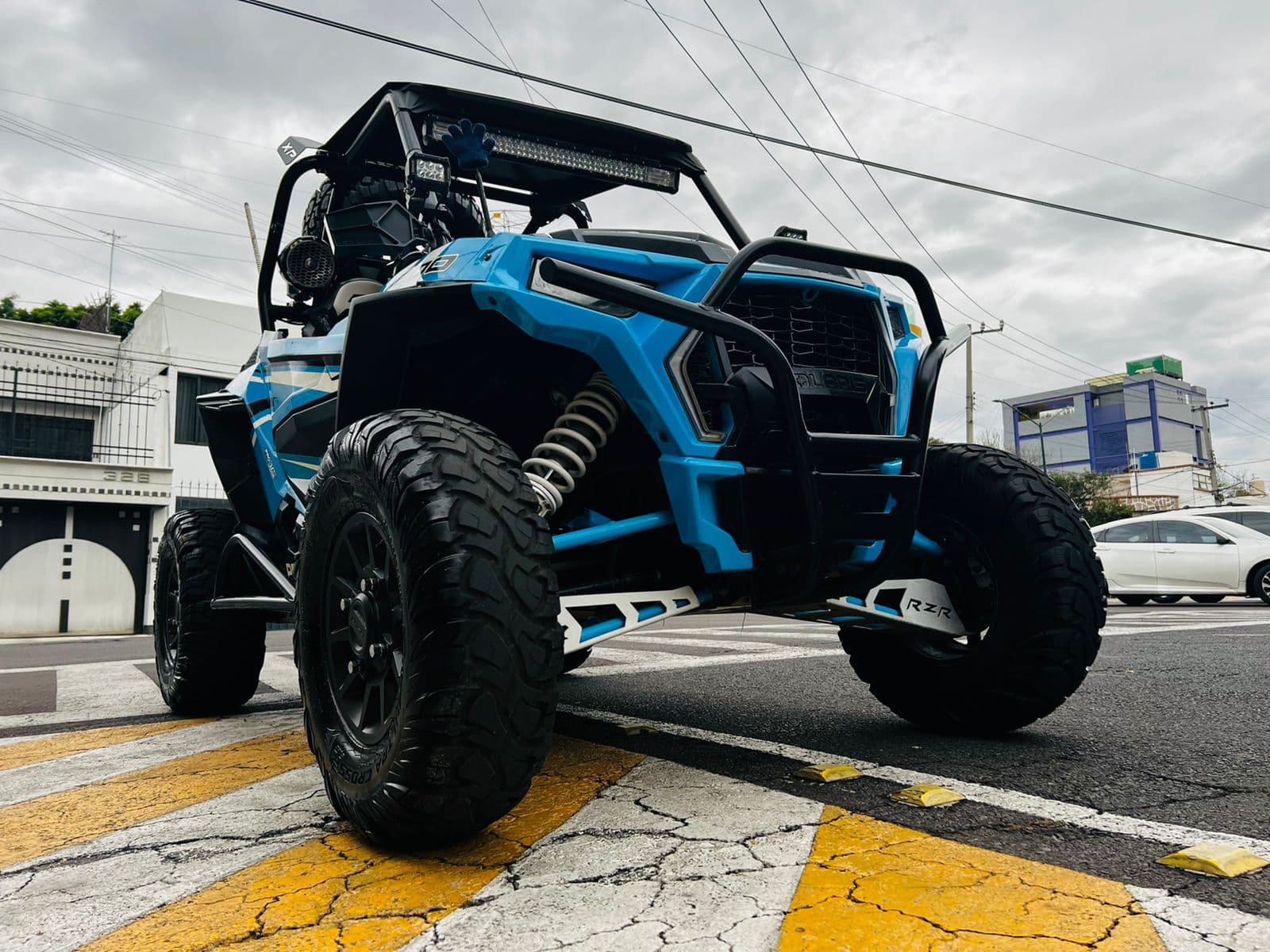ATV POLARIS RZR XP 1000 4X4 2019 — foto 11