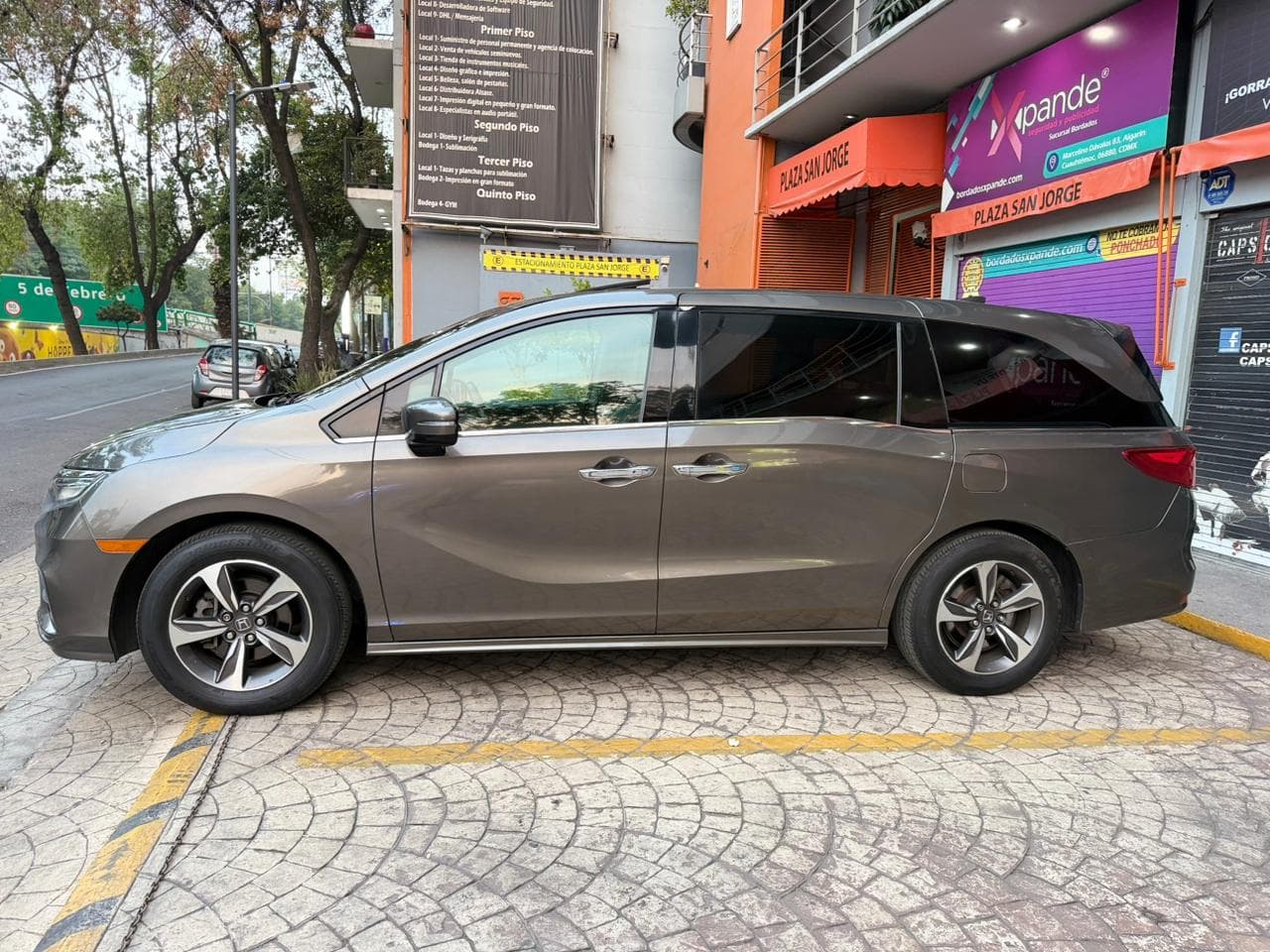 HONDA ODYSSEY TOURING 2019 — foto 4