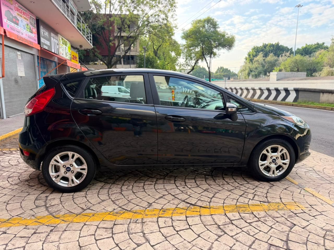 FORD FIESTA SE HB 2015 — foto 5