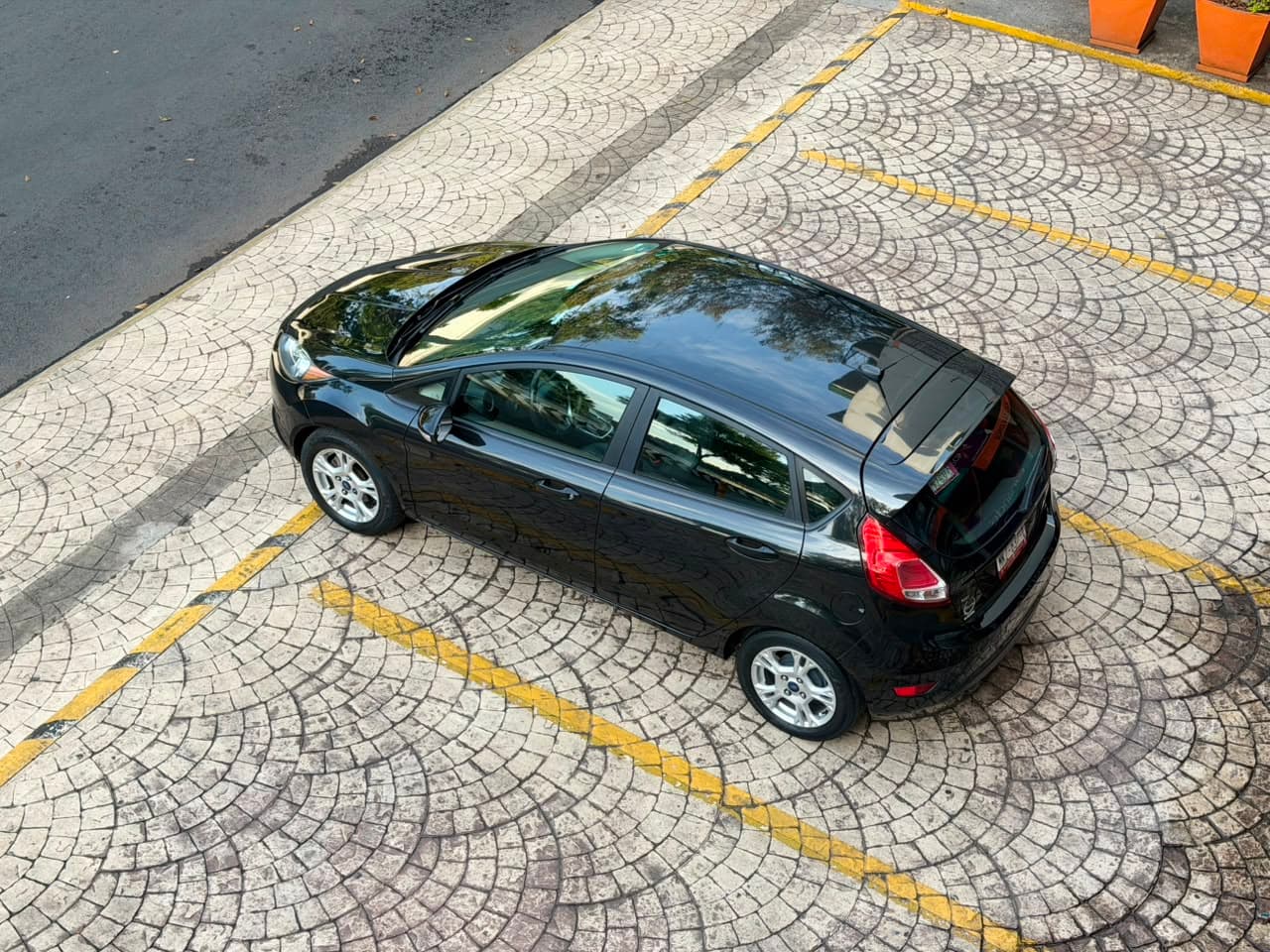 FORD FIESTA SE HB 2015 — foto 33