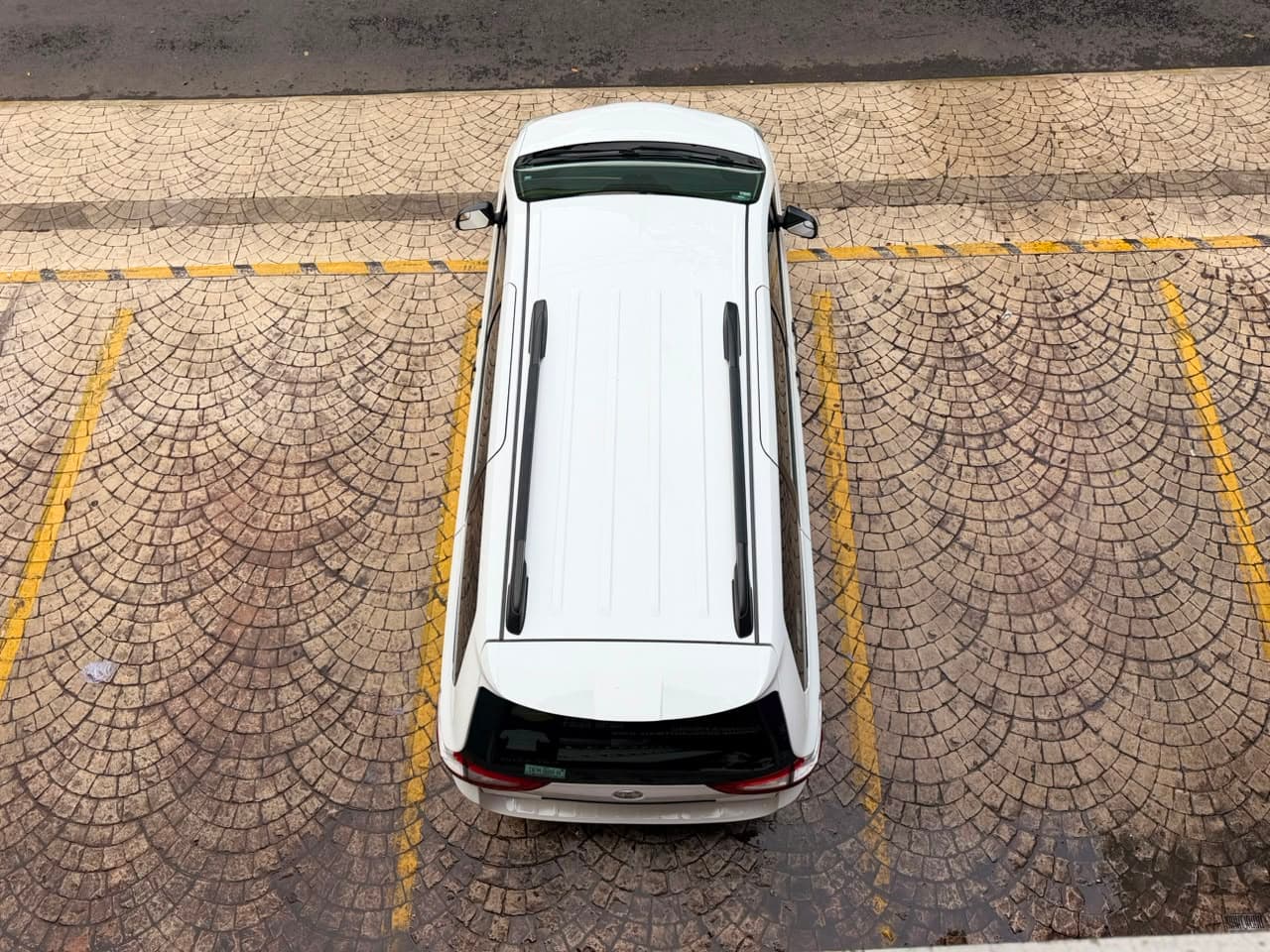 TOYOTA SIENNA CE 2020 — foto 33