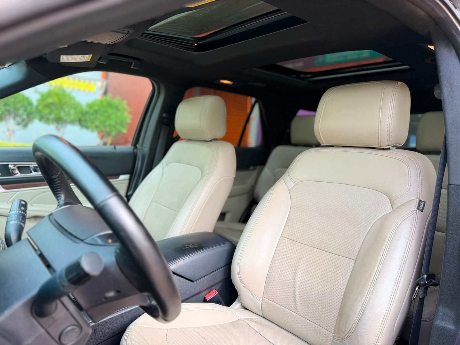 FORD EXPLORER LIMITED 2018 4x4 — foto 17