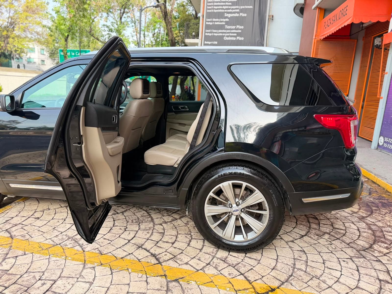 FORD EXPLORER LIMITED 2018 4x4 — foto 18