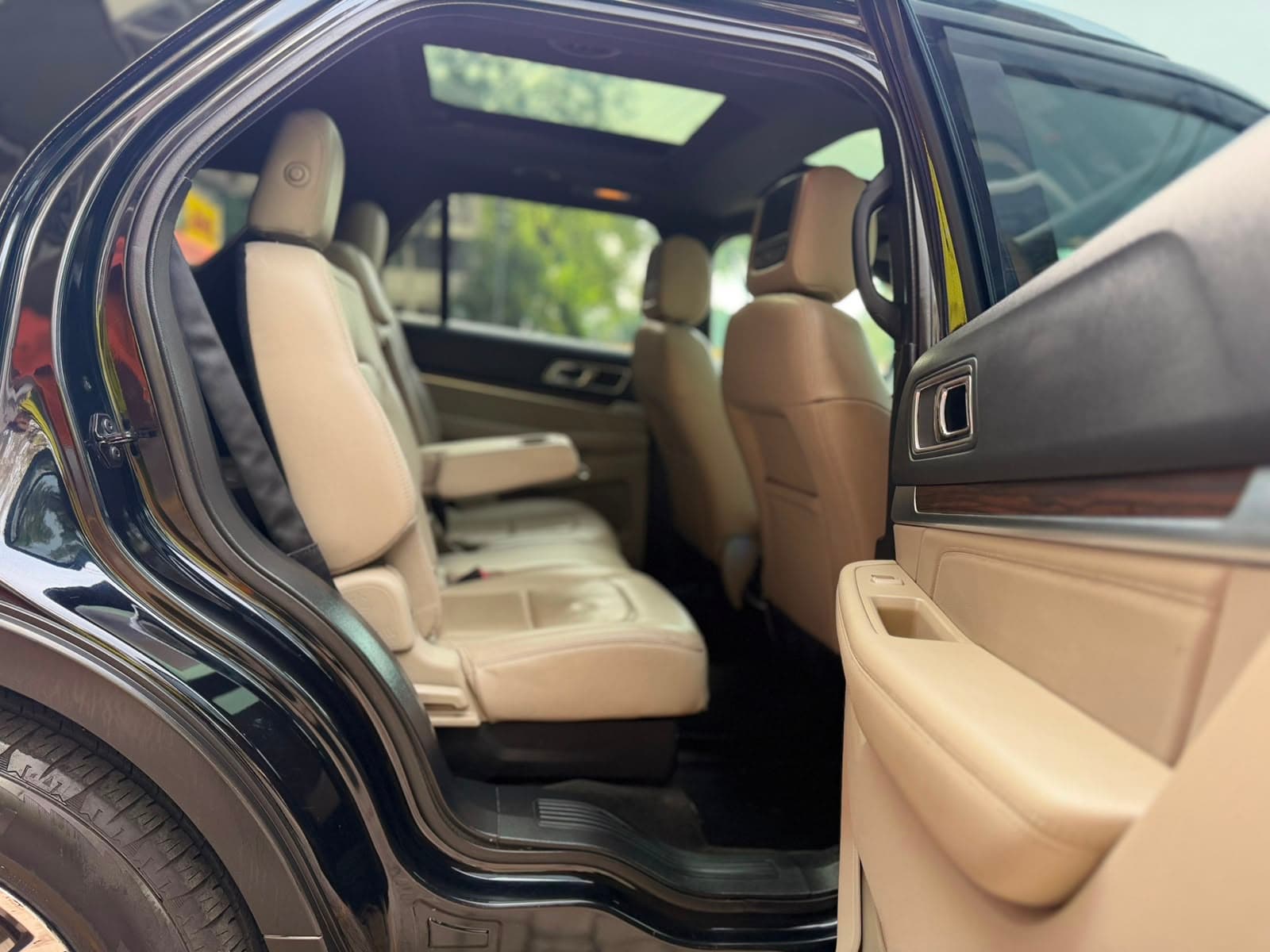 FORD EXPLORER LIMITED 2018 4x4 — foto 29