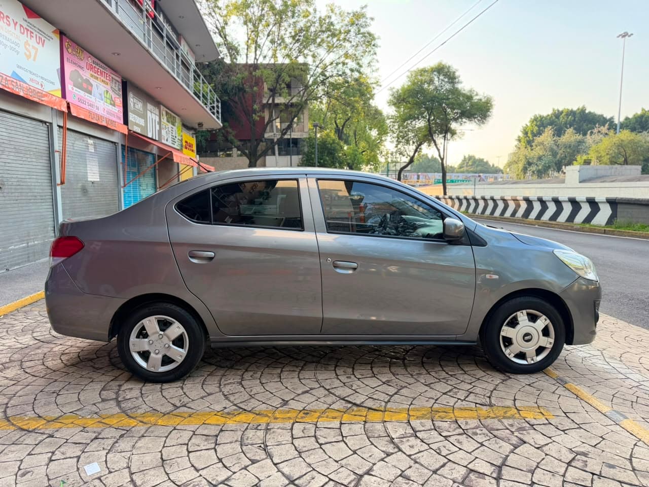 DODGE ATTITUDE SE 2023 — foto 5