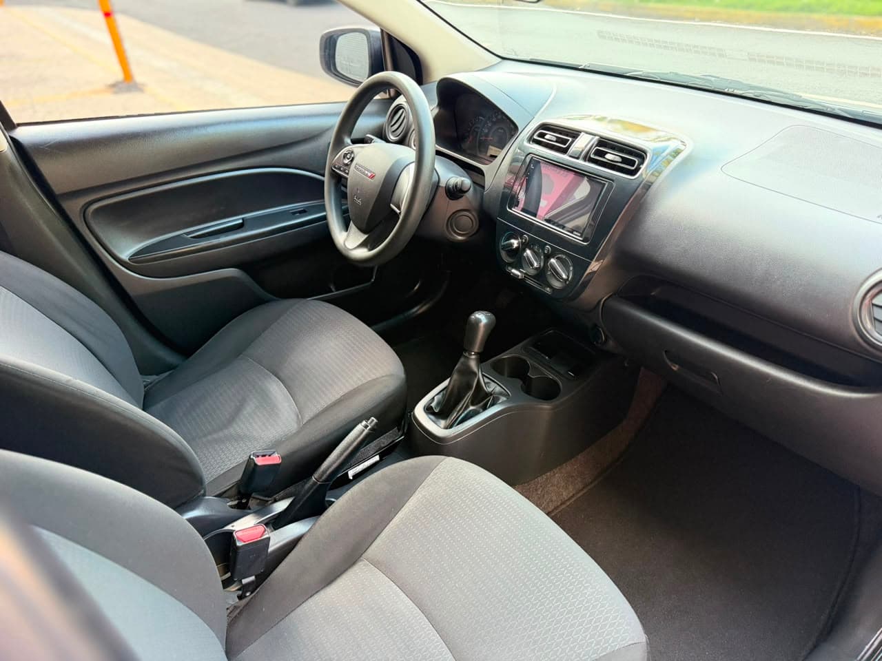 DODGE ATTITUDE SE 2023 — foto 23