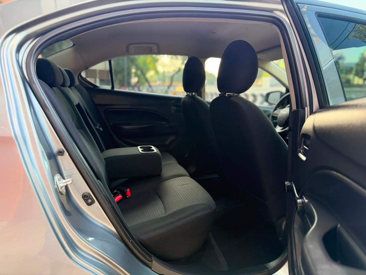 DODGE ATTITUDE SE 2023 — foto 27