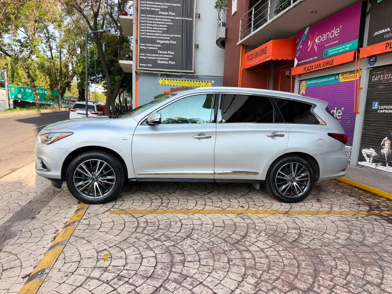 INFINITI QX60 PERFECTION PLUS 2018 — foto 4