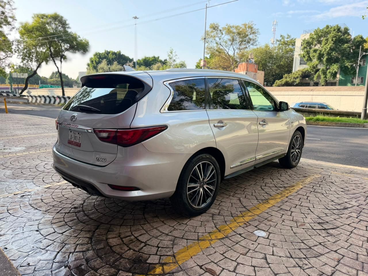 INFINITI QX60 PERFECTION PLUS 2018 — foto 6