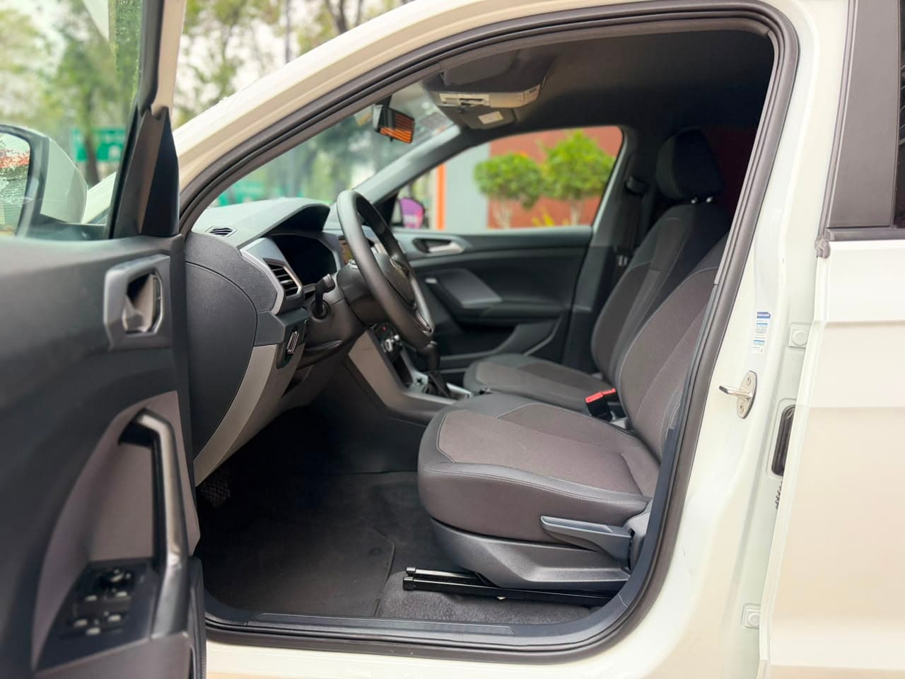 VOLKSWAGEN T-CROSS TRENDLINE 2024 — foto 15
