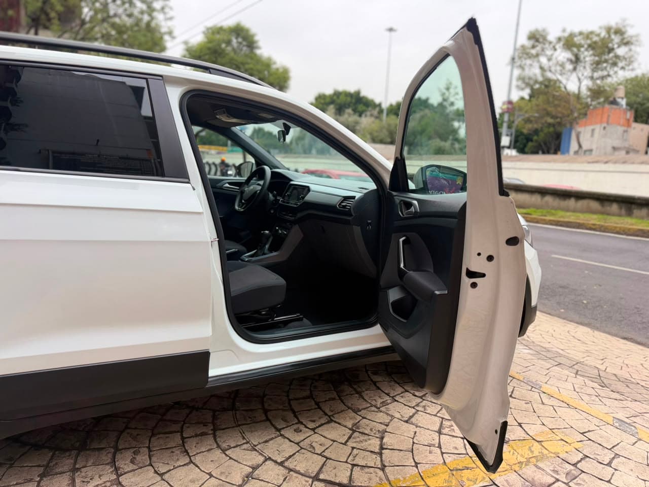 VOLKSWAGEN T-CROSS TRENDLINE 2024 — foto 22