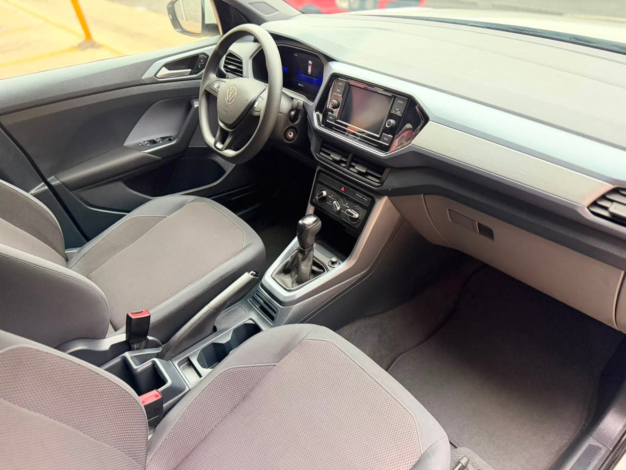 VOLKSWAGEN T-CROSS TRENDLINE 2024 — foto 24