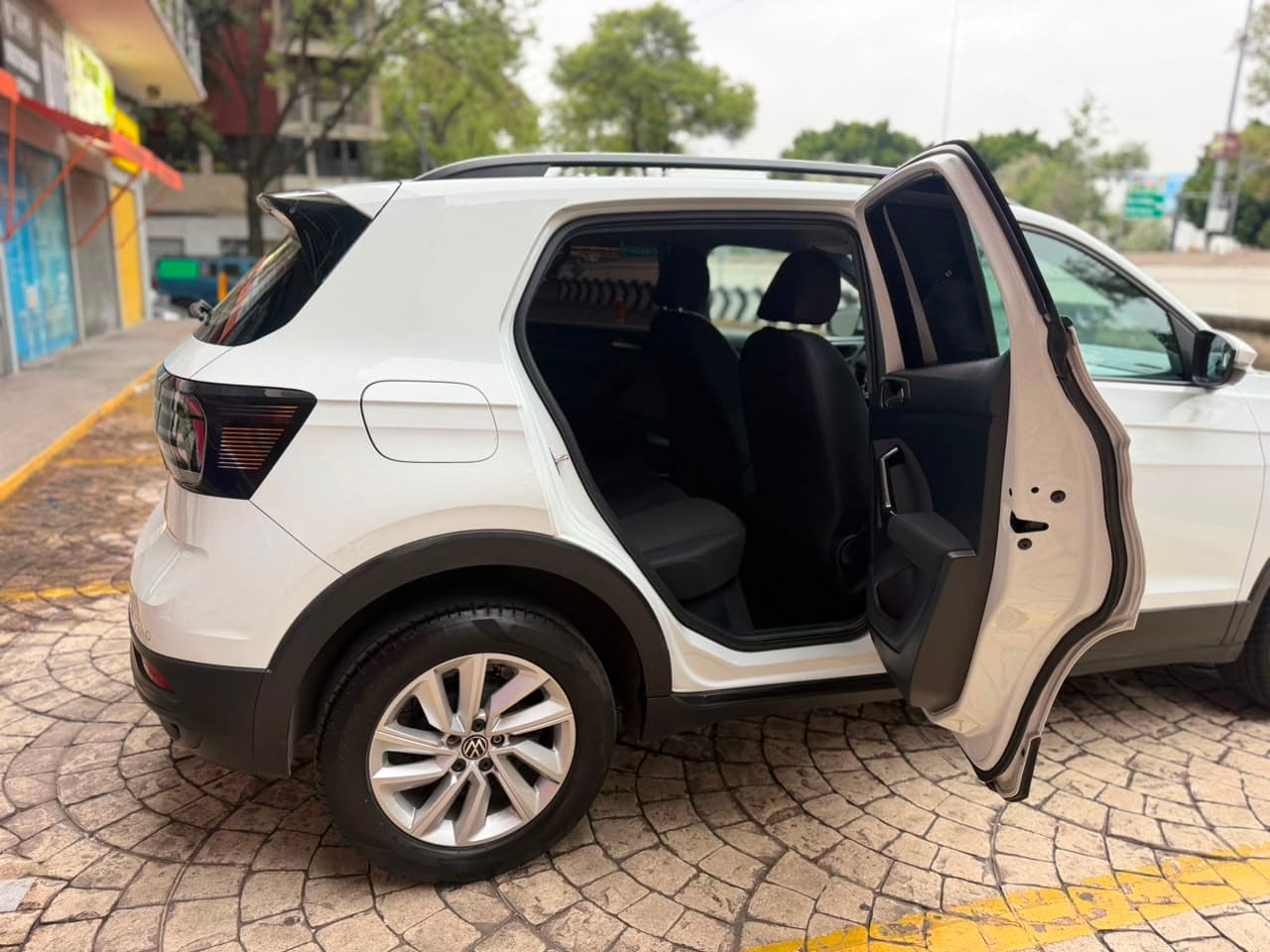 VOLKSWAGEN T-CROSS TRENDLINE 2024 — foto 27