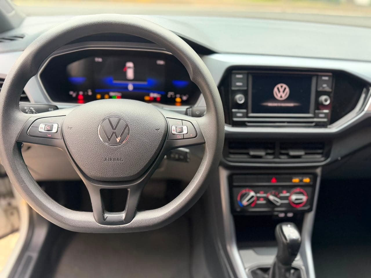 VOLKSWAGEN T-CROSS TRENDLINE 2024 — foto 30