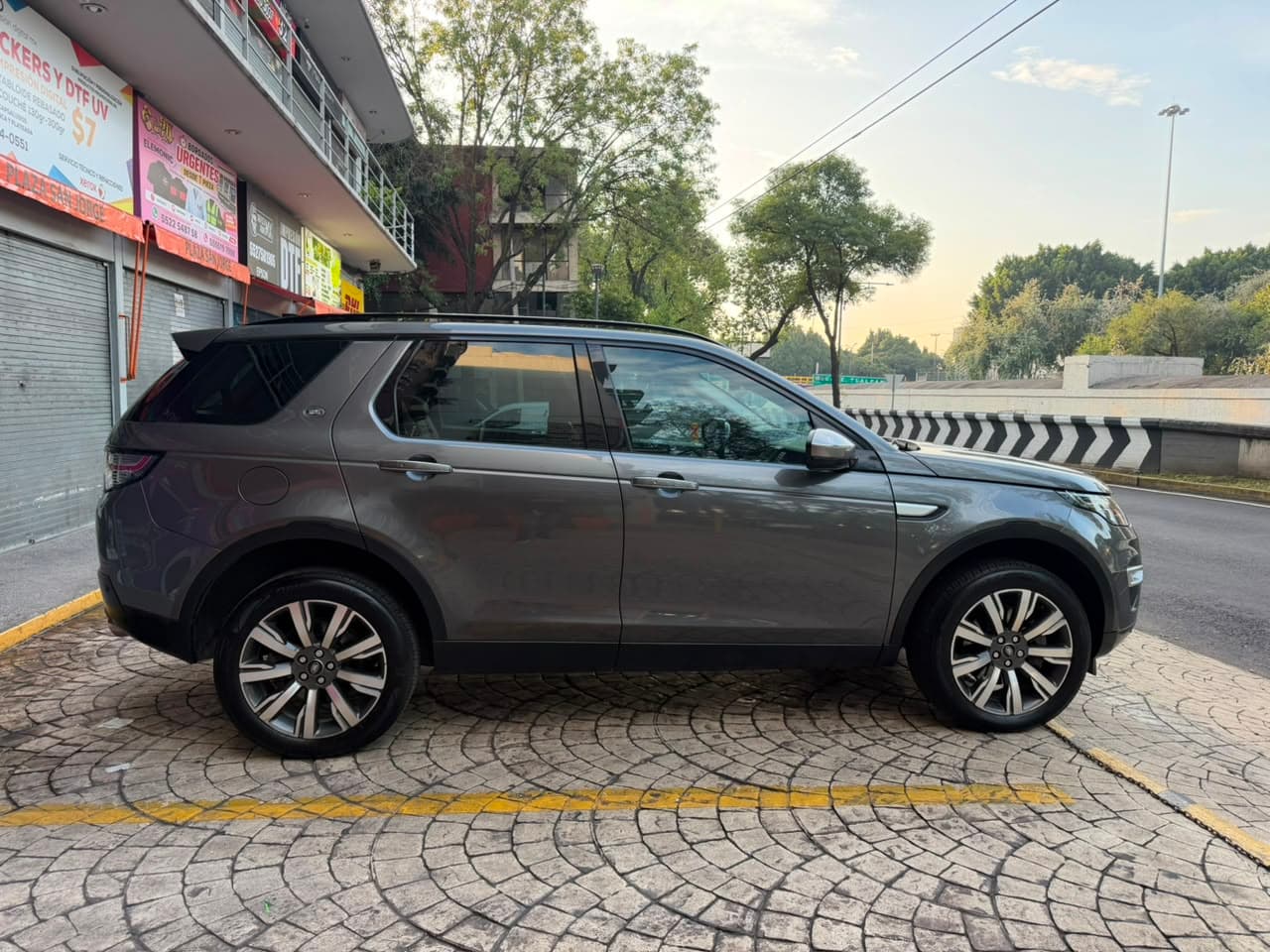 LAND ROVER DISCOVERY SPORT 2018 — foto 5
