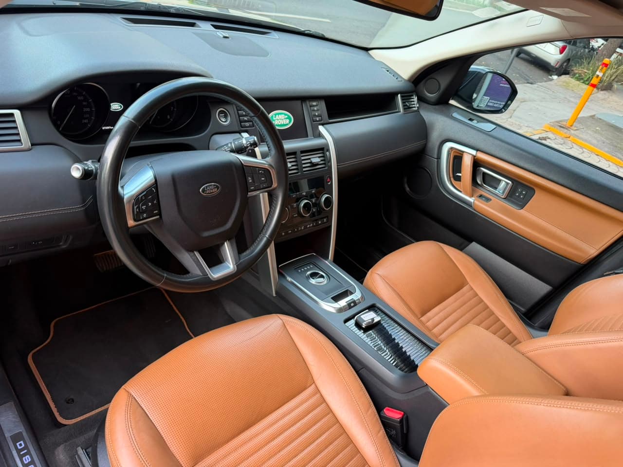 LAND ROVER DISCOVERY SPORT 2018 — foto 17