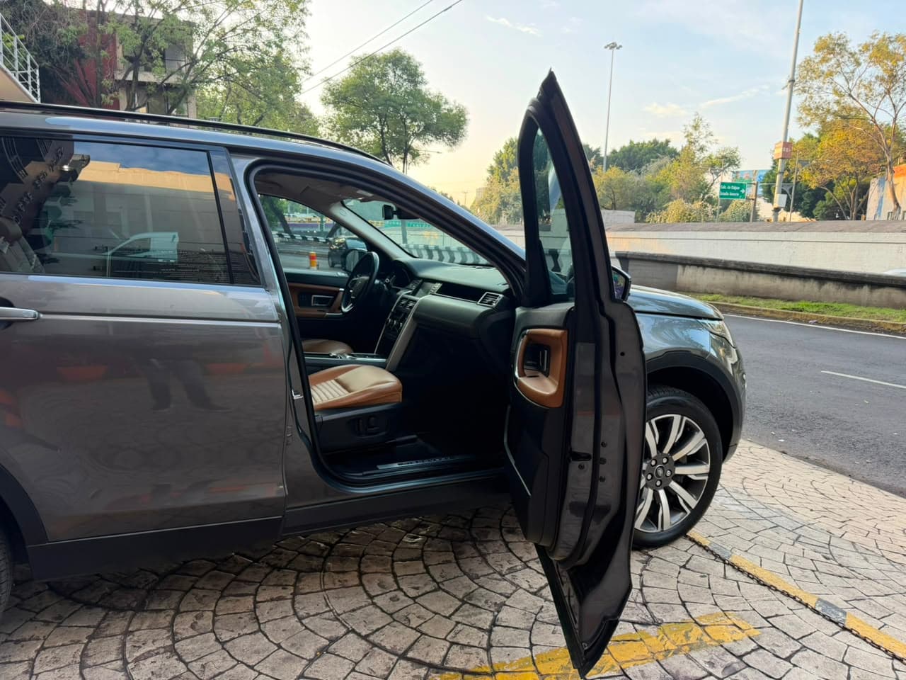 LAND ROVER DISCOVERY SPORT 2018 — foto 22