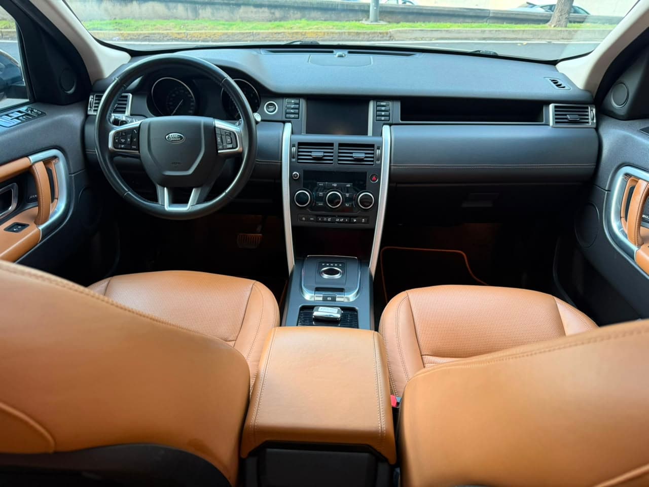 LAND ROVER DISCOVERY SPORT 2018 — foto 30